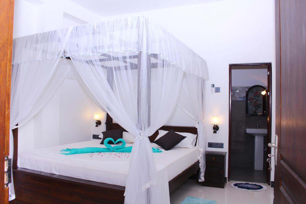 Bed and Breakfast Turtle Reef Guest Мирисса Экстерьер фото