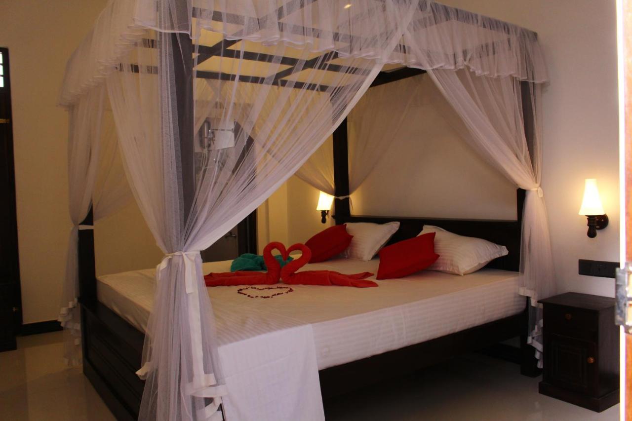 Bed and Breakfast Turtle Reef Guest Мирисса Экстерьер фото